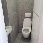 Mondee Apartman