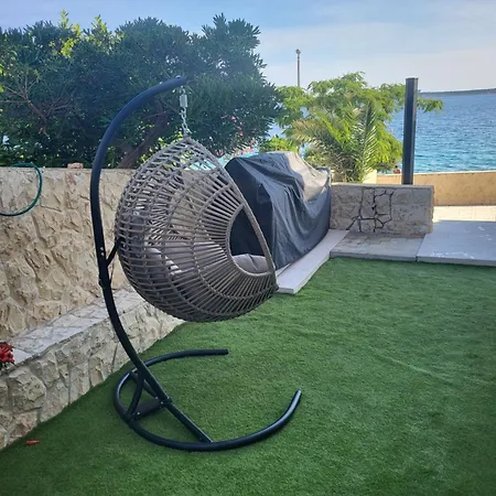 Mondee アパート *